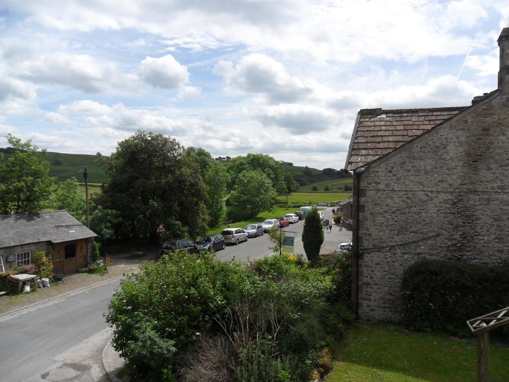 The Buck Inn,